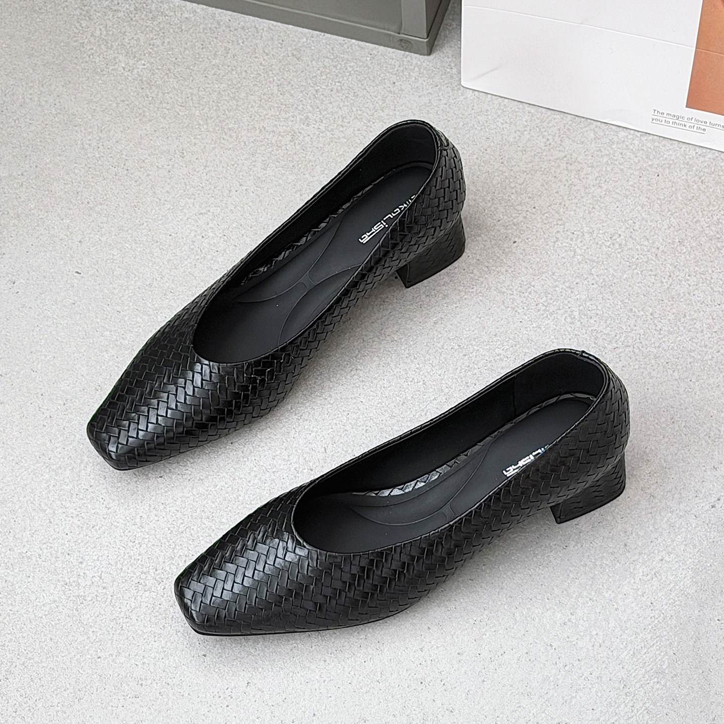 古典风编织粗跟单鞋女2026新款百搭通勤上班工作鞋方头一脚蹬瓢鞋