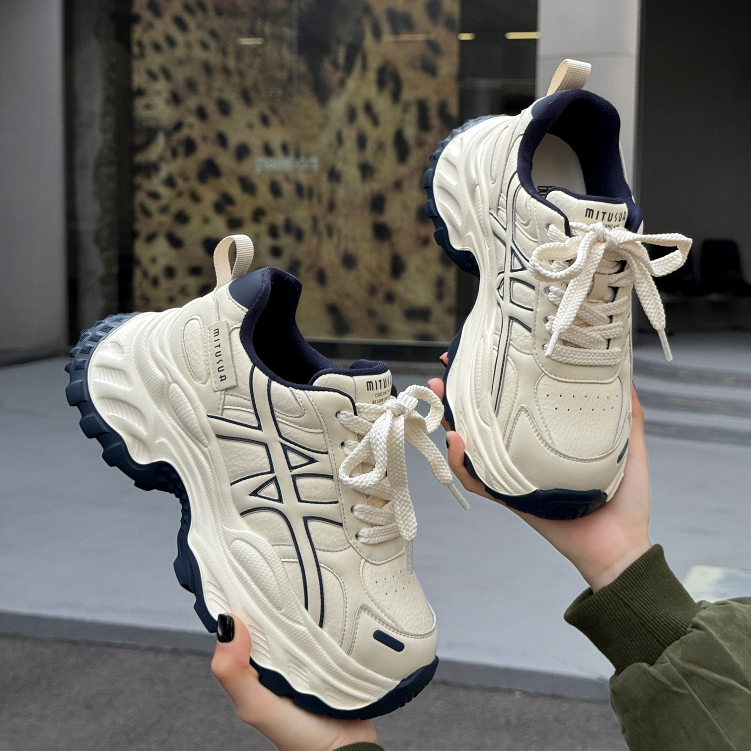 显脚小老爹鞋百搭增高厚底松糕鞋