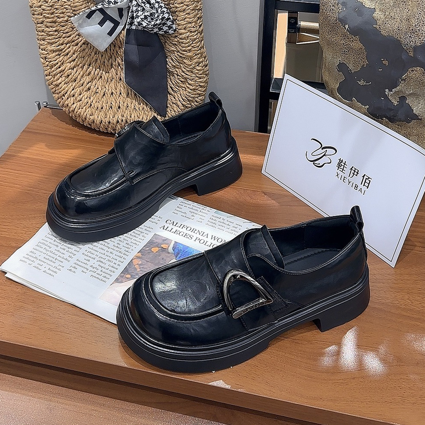 英伦厚底乐福鞋女2026新款春季百搭圆头魔术贴小皮鞋深口黑色单鞋,女鞋,深口单鞋,淘宝优惠券,粉丝福利购,淘宝优惠卷