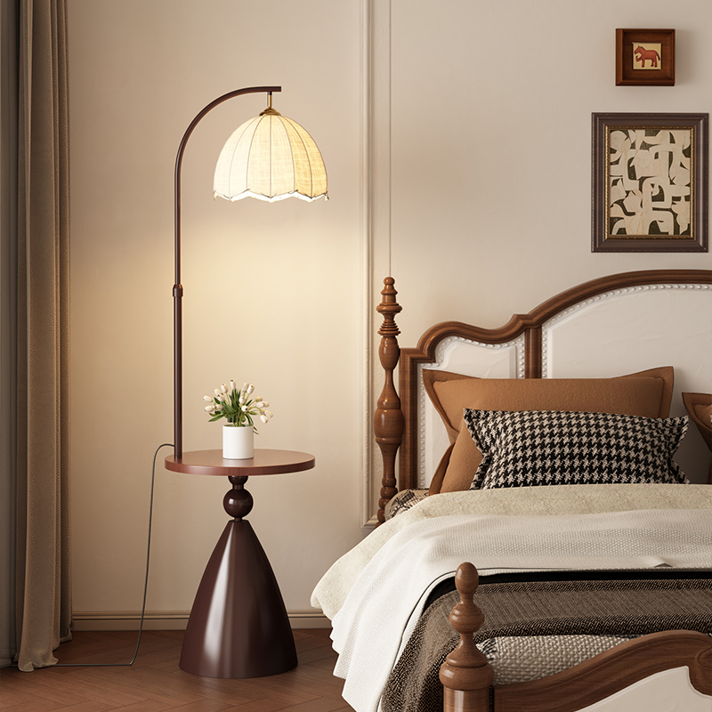 中古风落地灯客厅书房卧室床头灯个性简约带茶几民宿茶室立式台灯