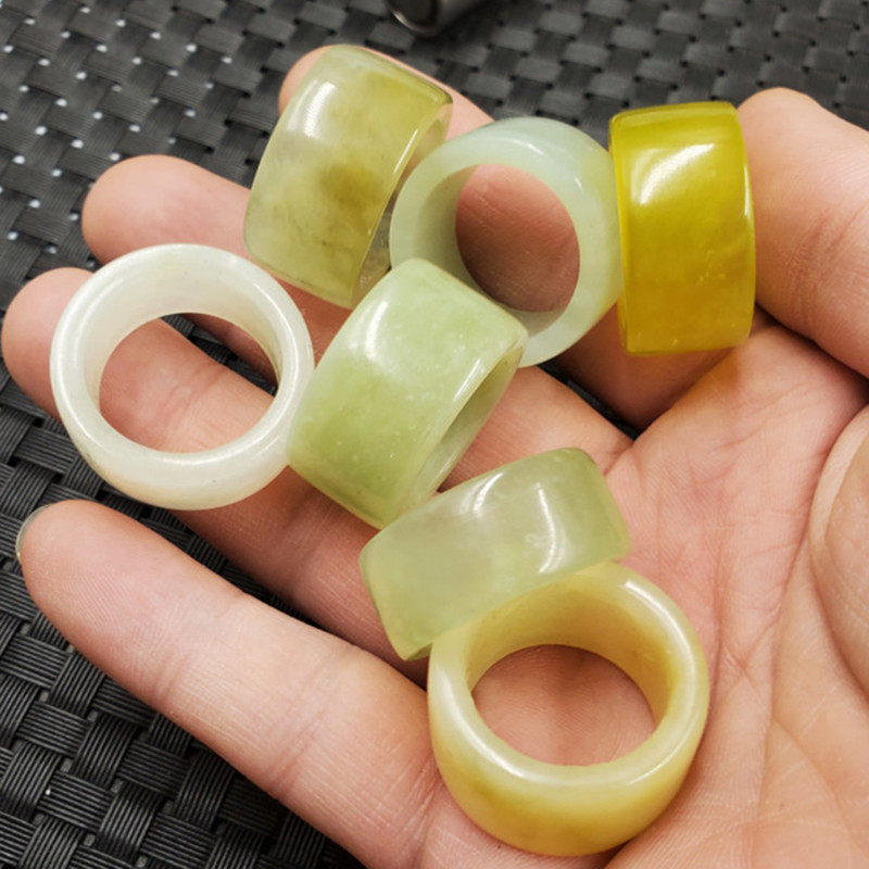 玉石戒指黄岫玉戒指草绿色玉石戒指多色玉石戒指玉指环饰品,珠宝/钻石/翡翠,手饰,淘宝优惠券,粉丝福利购,淘宝优惠卷