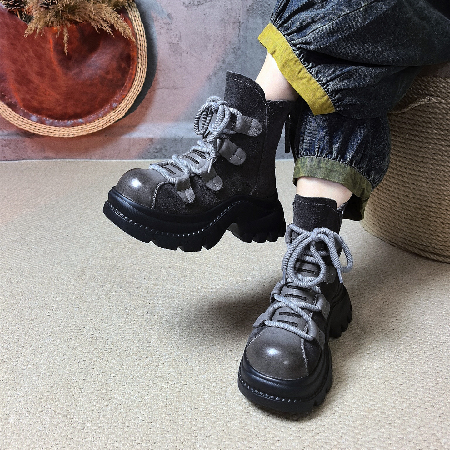 头层牛皮轻便厚底复古马丁靴短靴