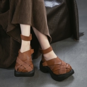 四月倾城手工编织罗马凉鞋 女复古真皮魔术贴厚底包头休闲松糕鞋