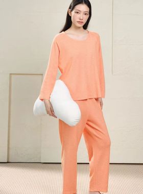 宽画98088女士圆领套头暖绒休闲上下套可外穿睡衣女士家居服套装