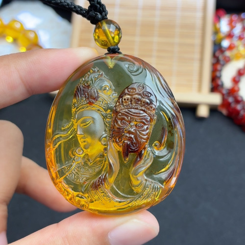 黄茶变色龙扎基拉姆