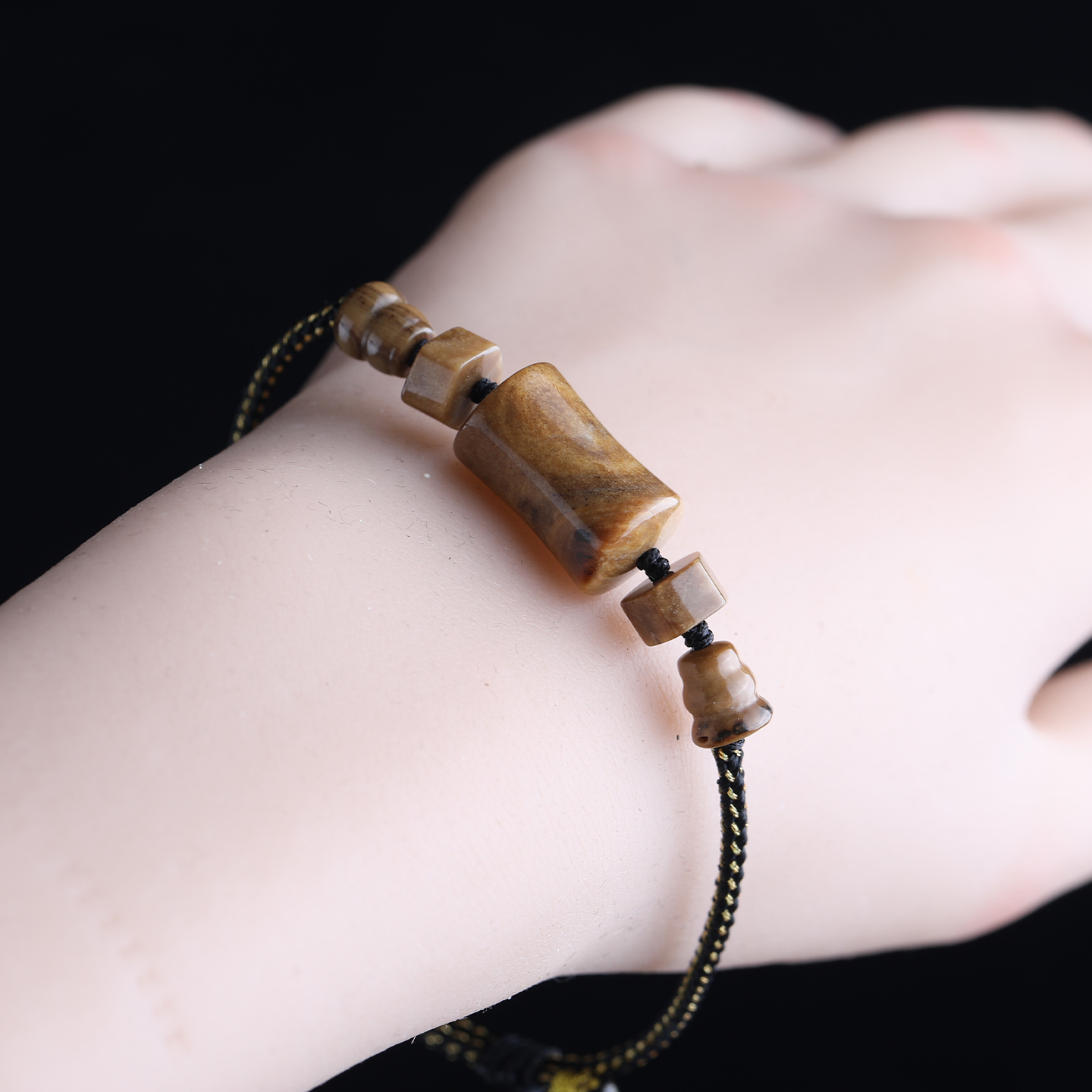 天然缅甸琥珀雕刻手链手绳