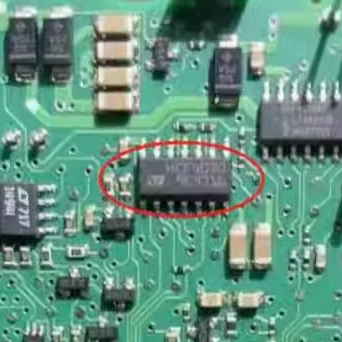 HCF4070 奔驰164锁头芯片