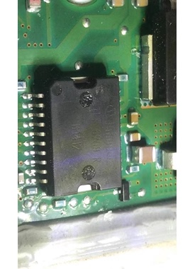 TLE6209R B70汽车电子节气门控制驱动 马自达六怠速驱动芯片