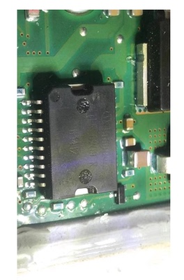 TLE6209R B70汽车电子节气门控制驱动 马自达六怠速驱动芯片