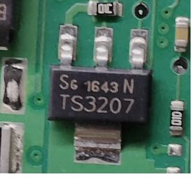 TS3207 汽车电脑板贴片小三极管 SOT223