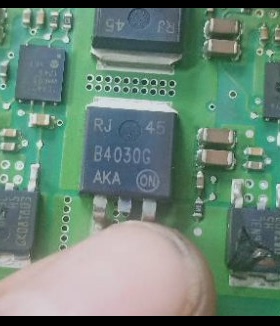 B4030G 全新三极管 MBRB4030 SOT-263 贴片三极管 质量保证