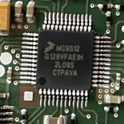 MC9S12Q128VFAE1 汽车电脑板CPU芯片