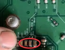 方向机电容 爱丽舍标致301 雪铁龙 方向机A8450KLBT旁边电容全新