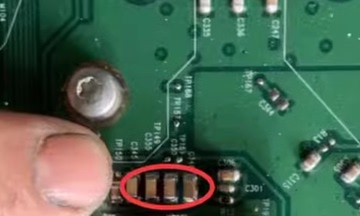 方向机电容 爱丽舍标致301 雪铁龙 方向机A8450KLBT旁边电容全新