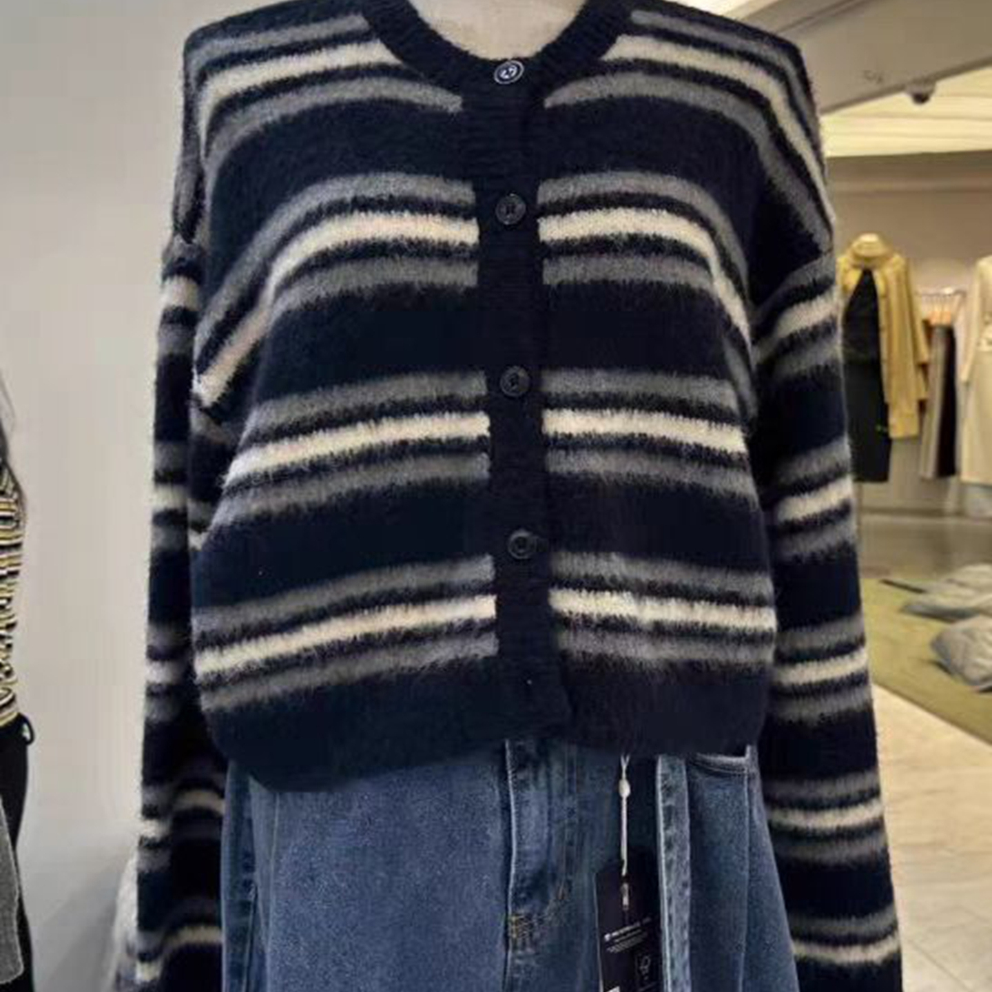 韩国代购系扣圆领撞色针织开衫