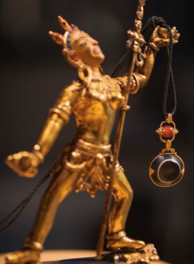 千年马眼羊眼板珠吊坠18K金PT900包金天珠玛瑙玉髓项链吊坠颈饰