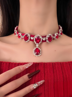 HEY TAO法式复古红色水钻丝绒choker项链女时尚奢华气质颈链配饰