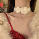 HEY TAO秋冬圣诞节白色毛线花朵毛绒choker纯欲氛围感颈带项链女