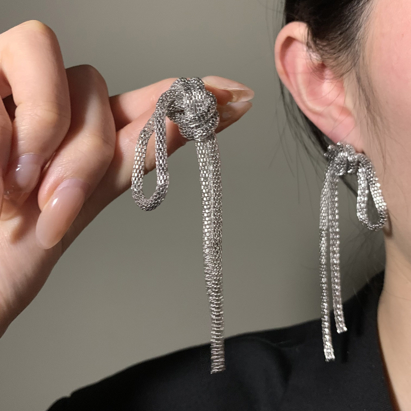 HEY TAO清冷感银色金属流苏耳环女款时尚设计感耳坠独特个性耳饰