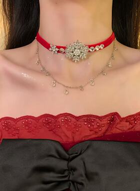 HEY TAO圣诞氛围感红丝绒雪花choker项链女高级感颈链配饰毛衣链
