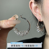 HEY TAO精致银色闪锆缠绕金属耳圈女高级感圈圈耳环独特个性 耳饰