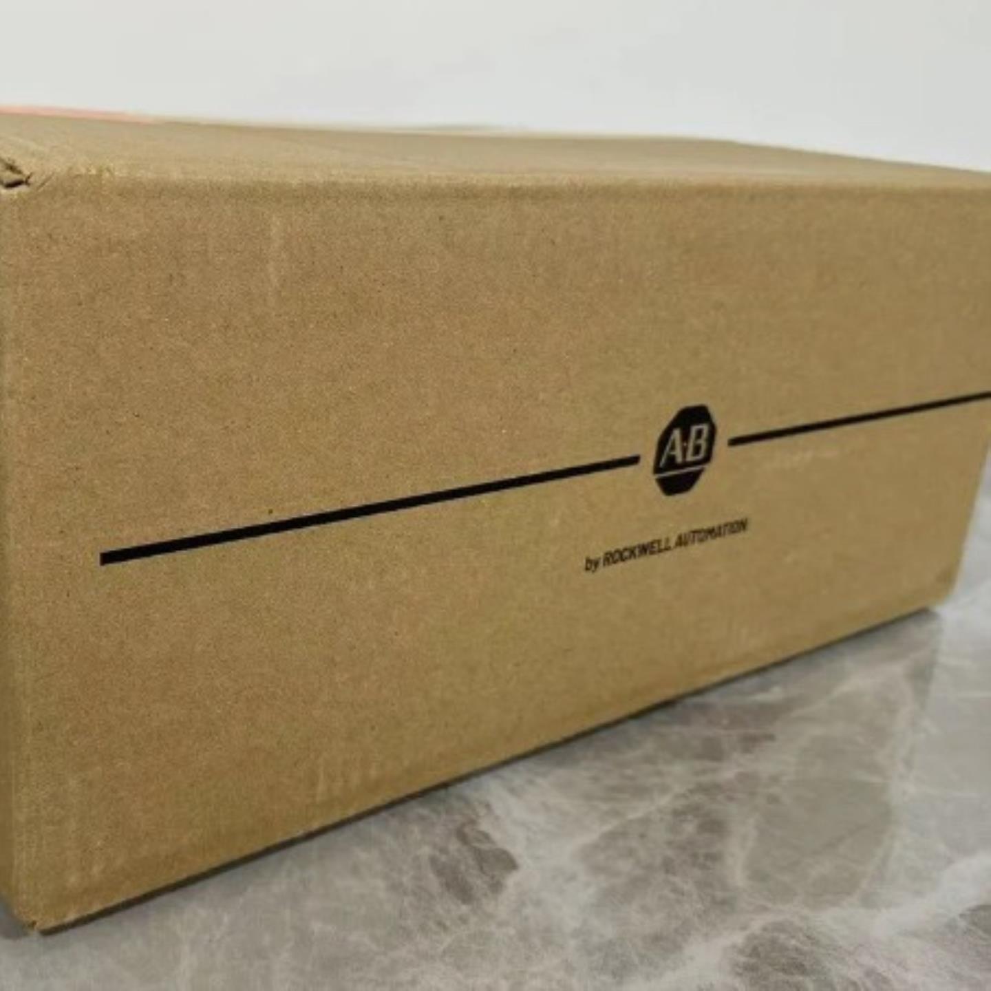 美国AB 2711P-B7C10D2罗克韦尔全新触摸屏质保1年欢迎议价