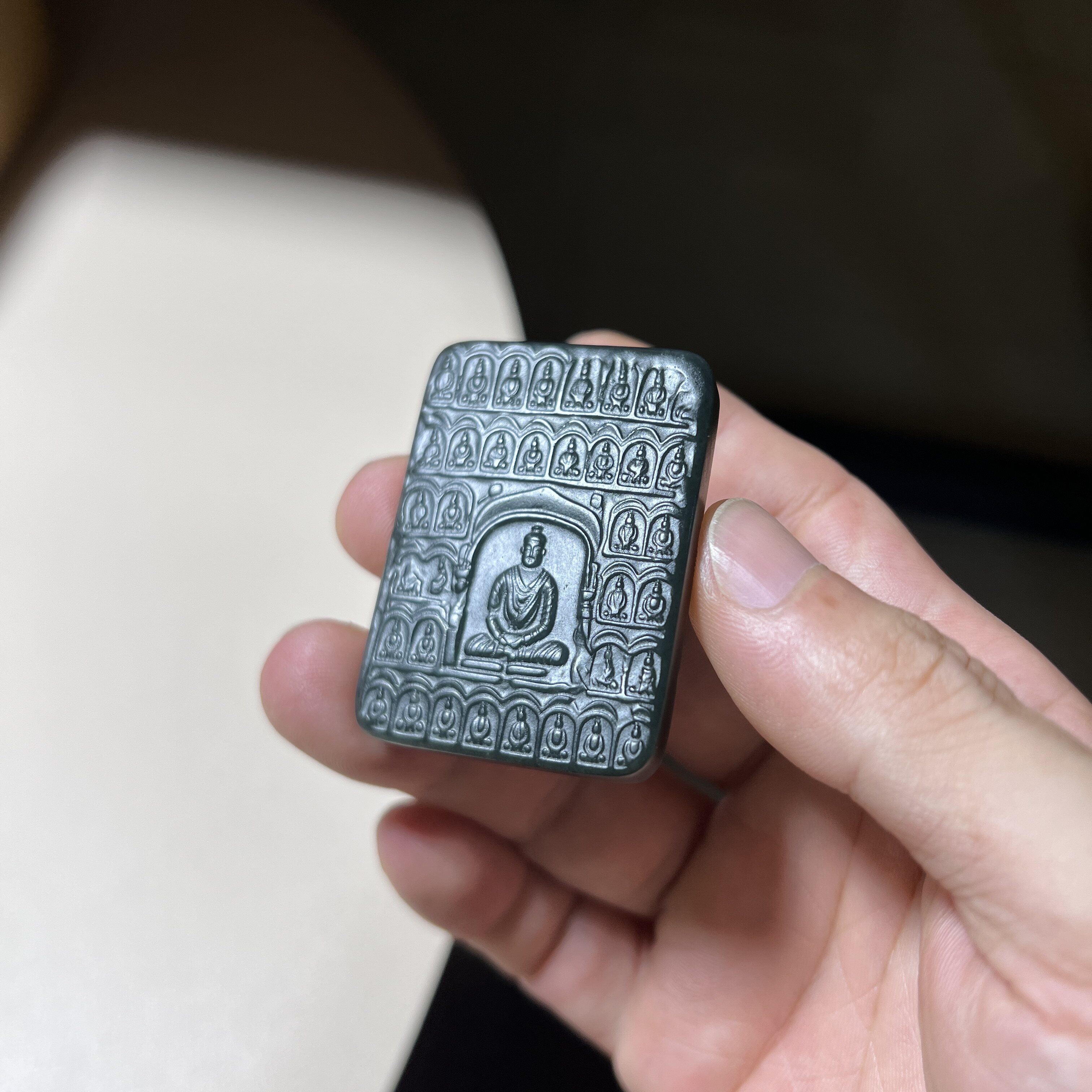 新疆和田玉青玉佛像吊坠云冈石窟