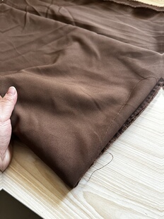 微弹 垂感时装 宽1.45米左右 抗皱 面料 为 套装 深咖色 布料