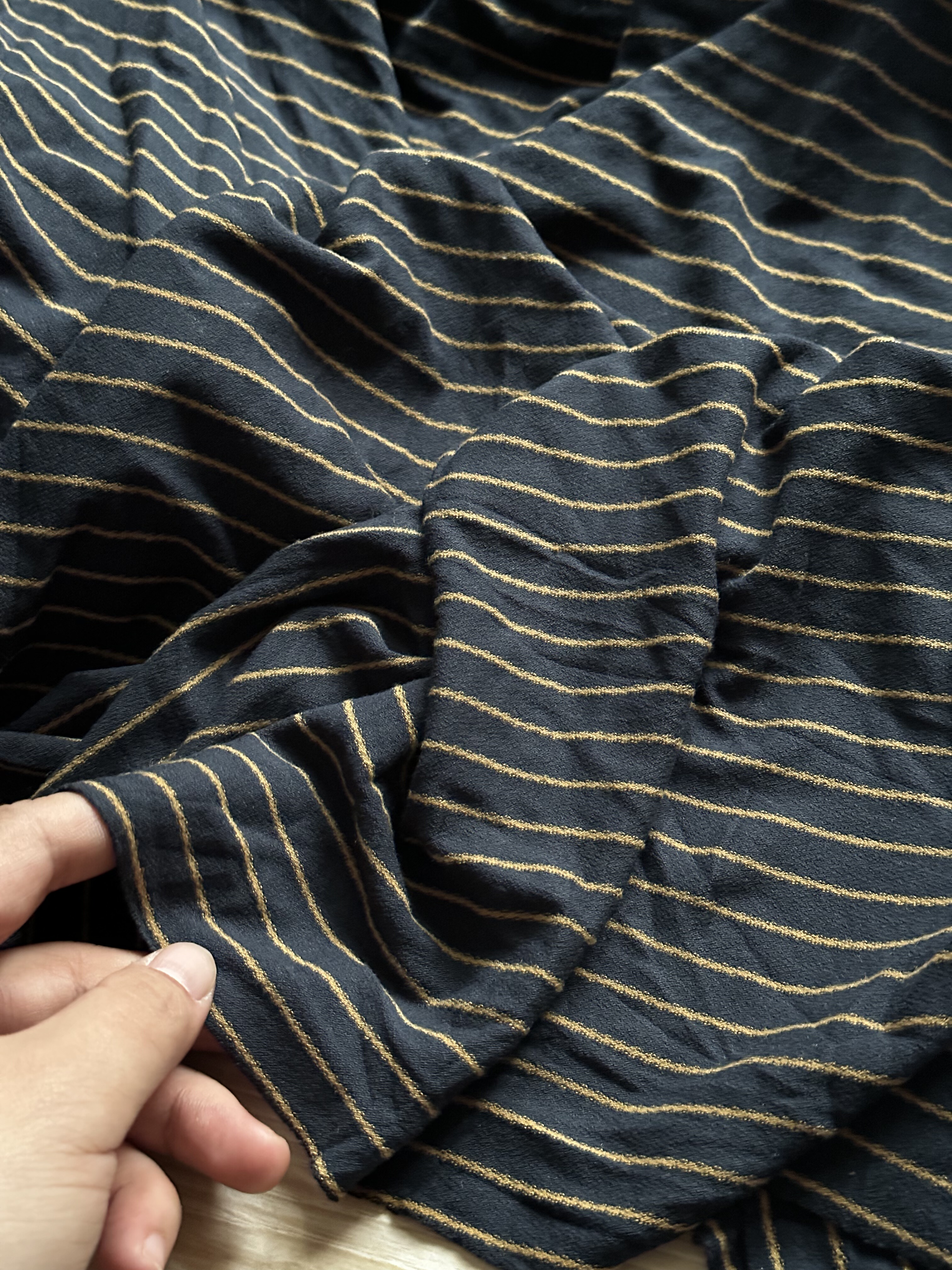 3米 美式 黄线条 天然纤维针织布 弹力面料