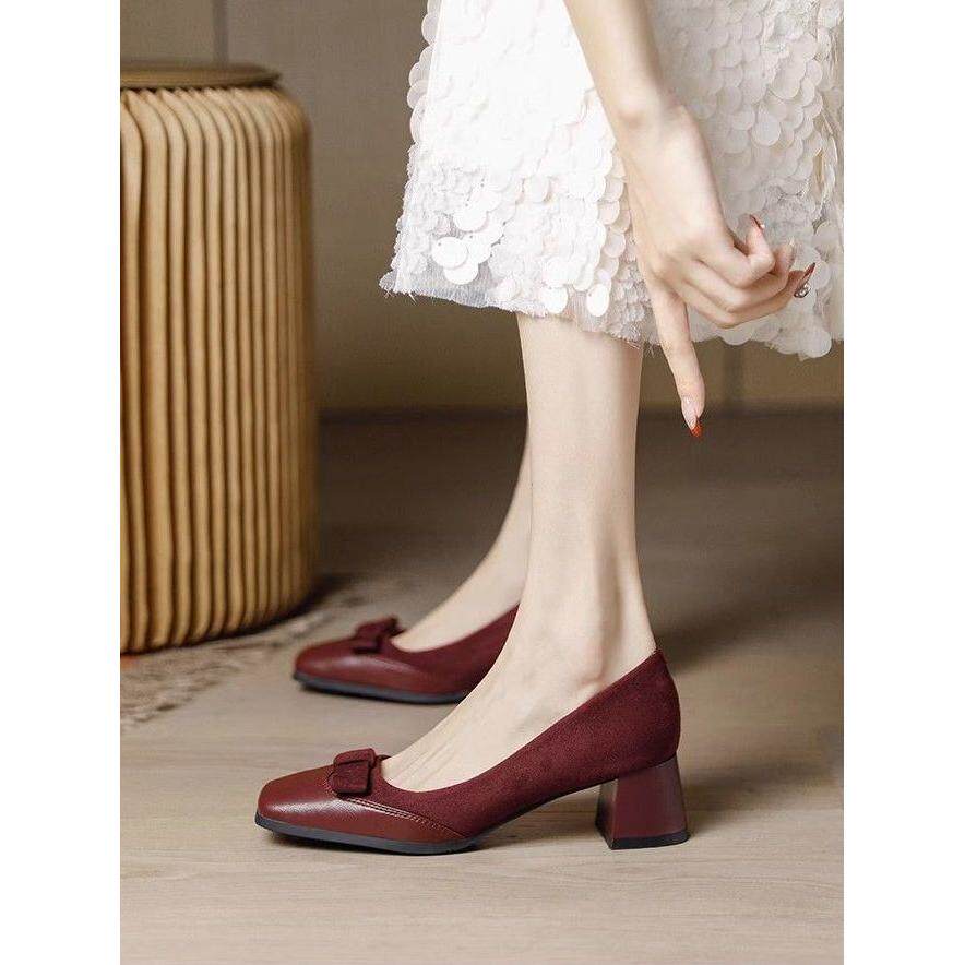 法式单鞋女中跟2026年新款百搭蝴蝶结配旗袍裙子方头高跟鞋女粗跟