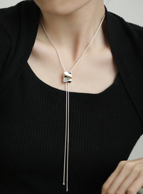 几何方块蛇骨项链女款2026新款轻奢高级感配饰长款装饰链挂件85cm