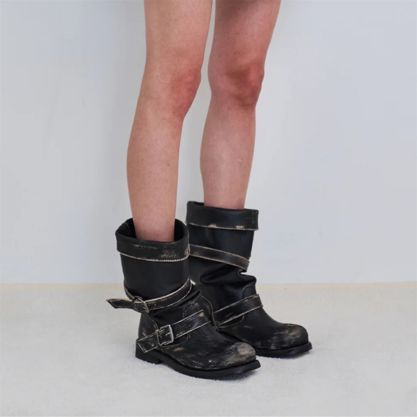 粗跟复古擦色做旧中筒靴韩版小众设计折叠两穿工装靴皮带扣堆堆靴