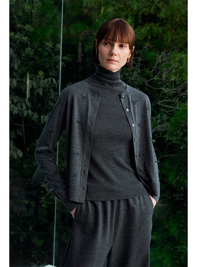 Chicnine | 手工刺绣蝴蝶开衫针织开衫甜美高级感短款毛衣重工