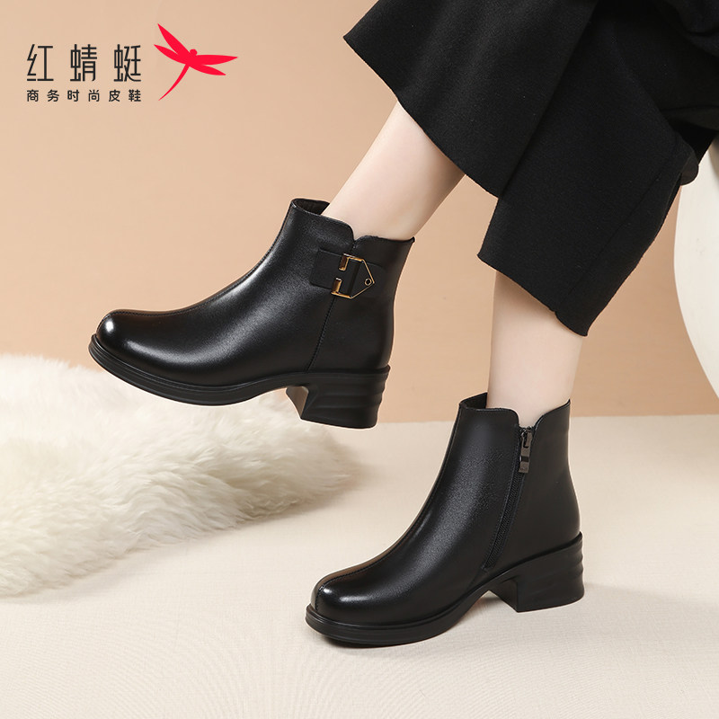 红蜻蜓时装靴粗跟软皮时尚女靴