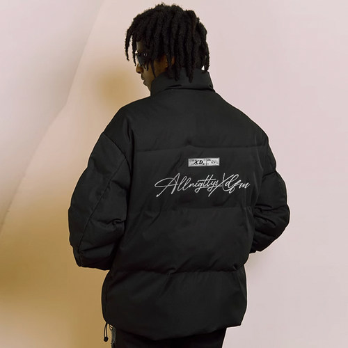 XDFM字母签名拉链开衫黑色棉服