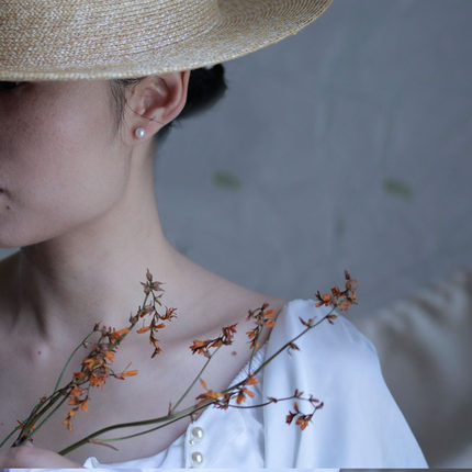 纯银珍珠耳钉女天然淡水白色正圆媲美海水小灯泡王妃款正品气质环