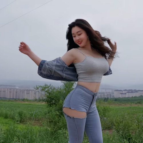 高腰破洞修身显瘦弹力舒适牛仔裤