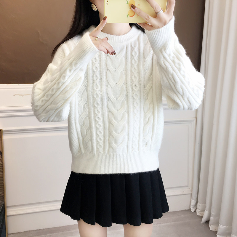 甜美风麻花纹圆领套头毛衣女宽松加厚保暖针织衫百搭外穿短款毛衣
