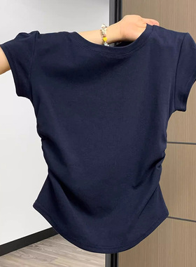 圆领正肩短袖女T恤夏2026新款褶皱收腰修身设计感藏蓝色气质上衣