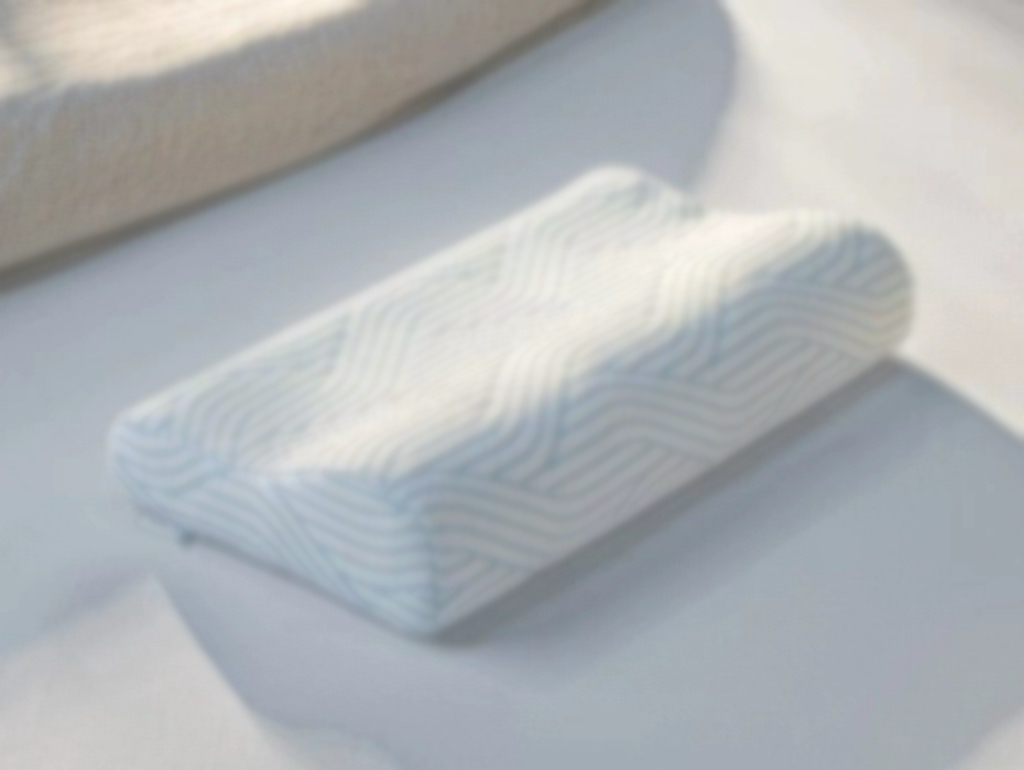 私信有货 新款护颈睡眠枕成人多功能枕