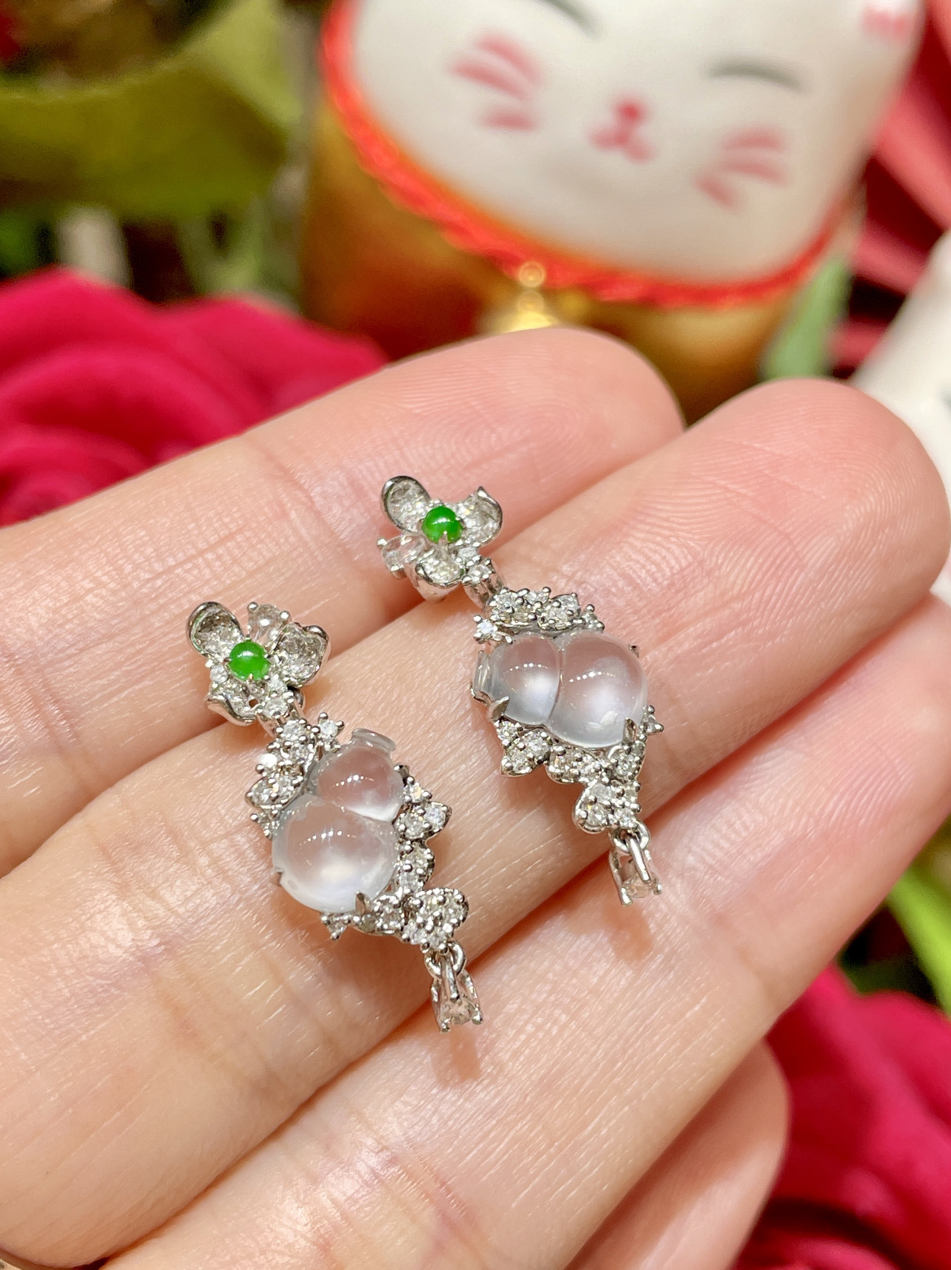 缅甸翡翠A货正品 玻璃种木纳雪花棉葫芦耳坠 镶嵌18 K金搭配钻石