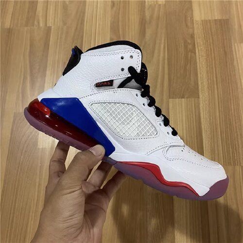 Nike/耐克正品 JORDAN MARS 270（GS）男女运动篮球鞋BQ6508-104