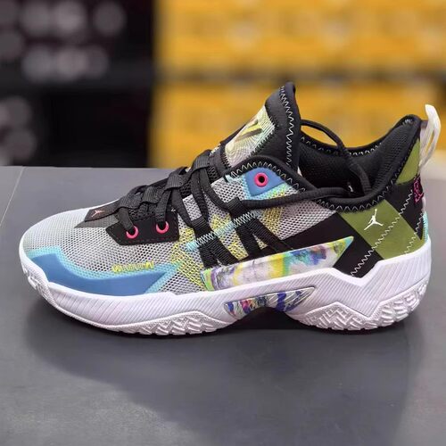 Nike/耐克正品JORDAN大童运动缓震耐磨篮球鞋CZ0840-003