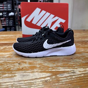 Nike/耐克 大童网眼轻便舒适透气减震休闲跑步鞋 CW3178-001