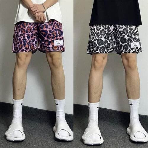 2025美式豹纹短裤男夏季新款潮牌宽松直筒运动休闲三分裤复古沙滩