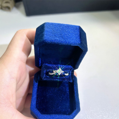 萧逸五周年新卡婚戒镶嵌钻石戒指简约百搭通勤款日常指环姐妹同款