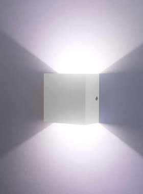 新款铝材壁灯 AC85~220V 12W LED 壁灯 走道楼梯装饰照明