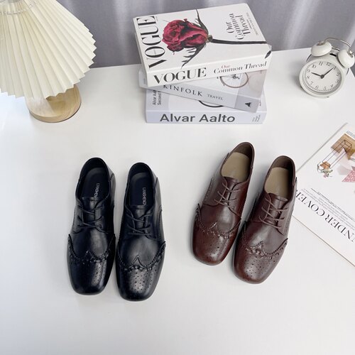 春季英伦复古真皮雕花乐福鞋女