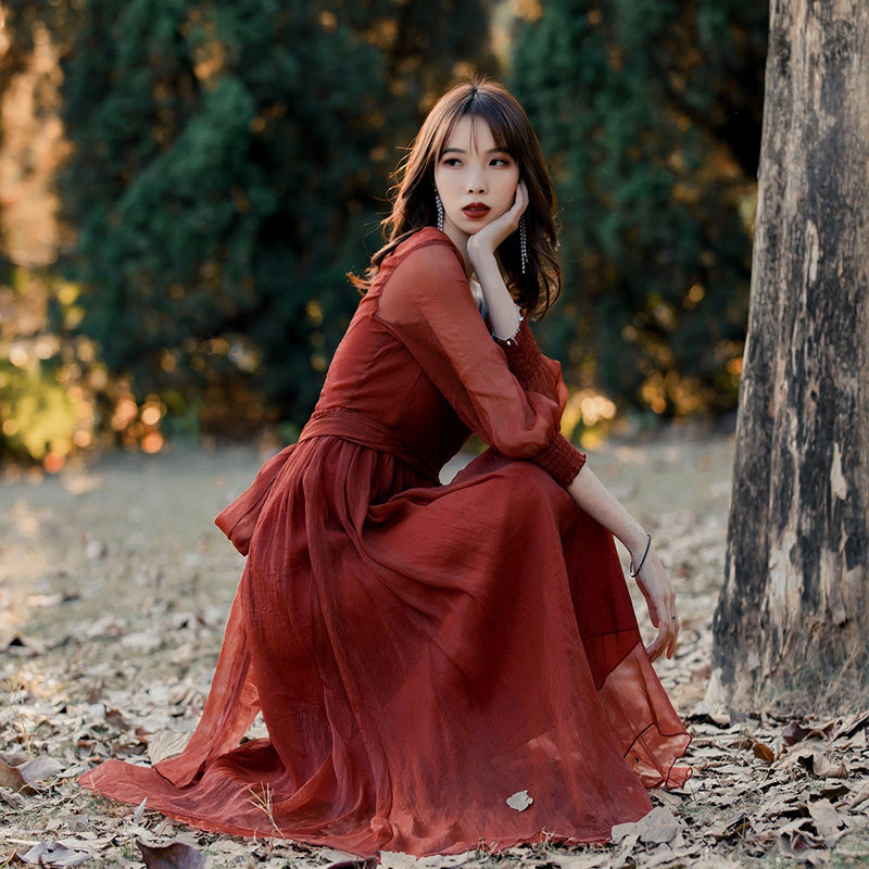 魅影仙女2020年新款法式气质女神范衣服收腰显瘦裹身中长款连衣裙