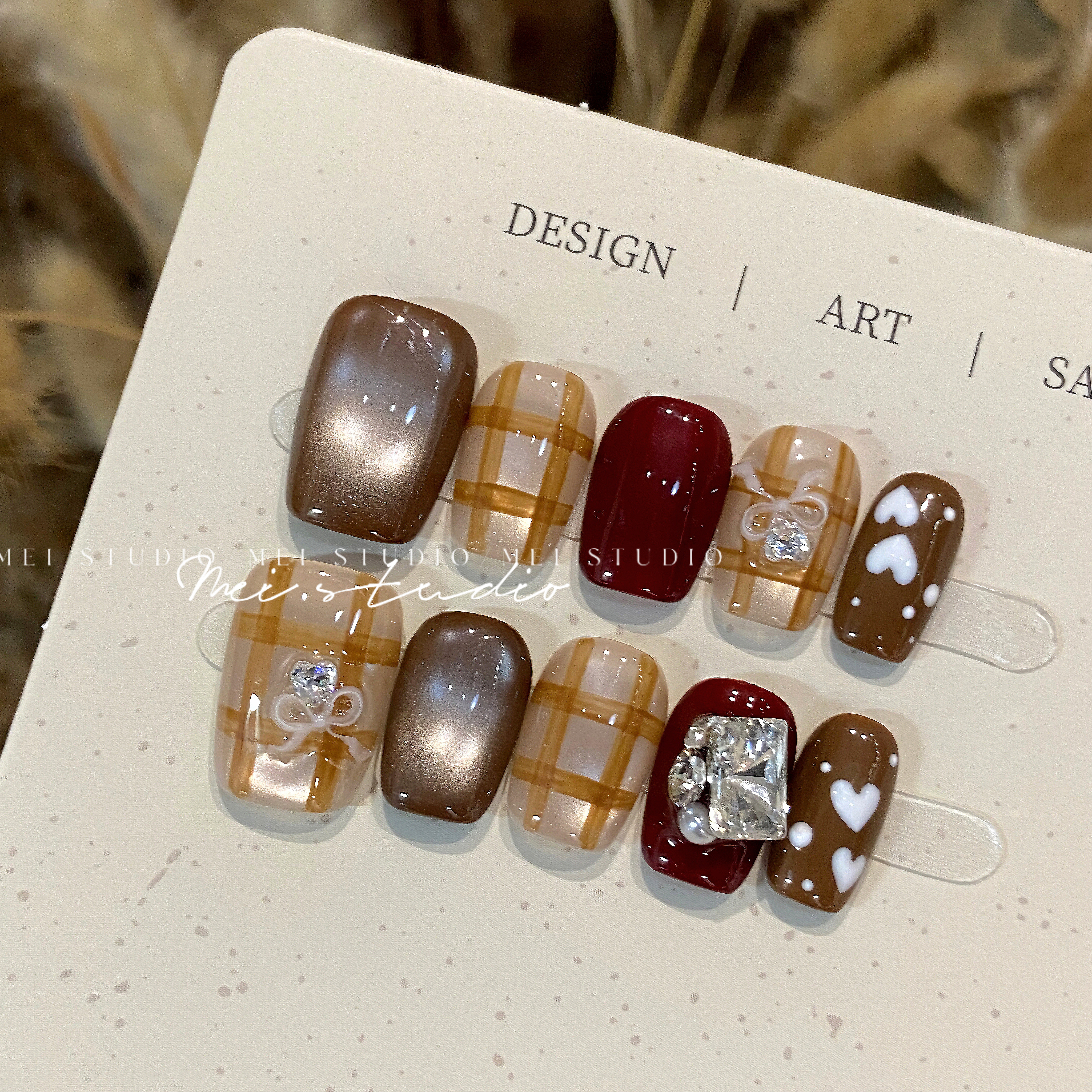 秋冬格纹｜纯手工穿戴甲短款酒红色系格纹猫眼美甲贴可拆卸穿戴甲